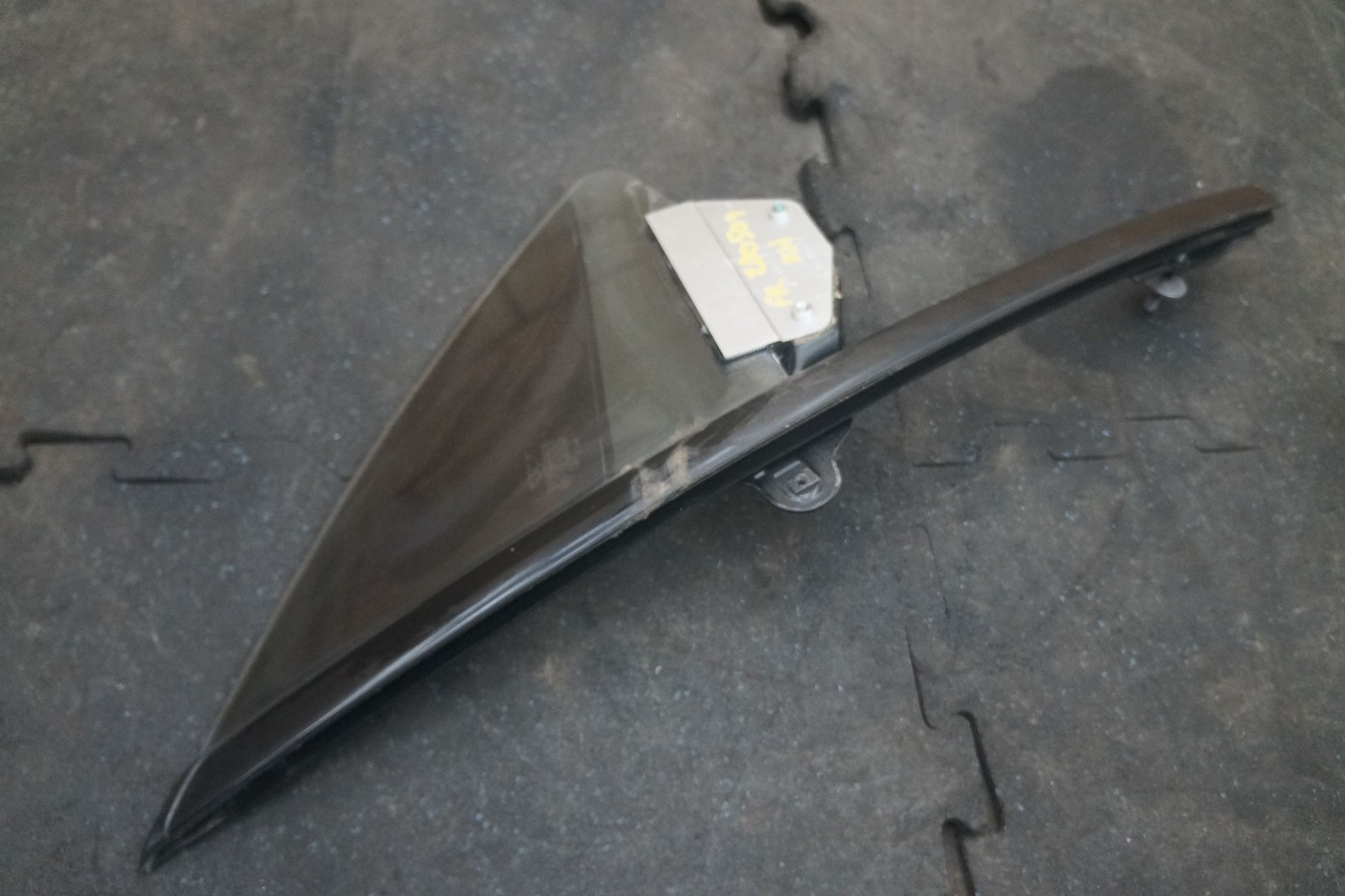 Front Right Door Corner Vent Window Glass 3W0837412C Bentley Continental Gt 2005