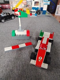 4 LEGO   Disney Cars sets Smokey&rsquo;s Garage 10743 Mater's spy zone 8424 9479 9478