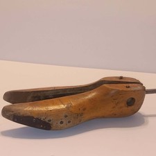 Antique Ladies Women  s Shoe Stretcher Wooden Spreader Size Medium 8 Vintage