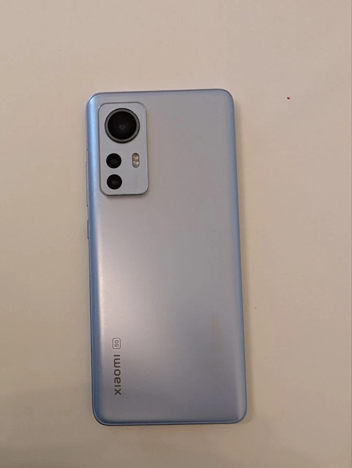 Xiaomi 12 - 256GB/8GB - Blu - Immagine 2 di 4