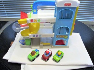 little people helpful neighbors