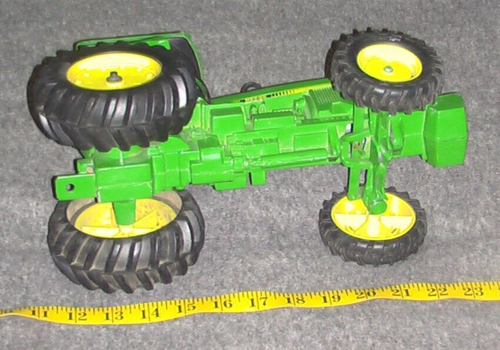Ertl 1:16 Scale John Deere 4955 Tractor With FWA Wide Front farm toy collectible - Picture 5 of 5