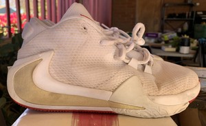nike charles