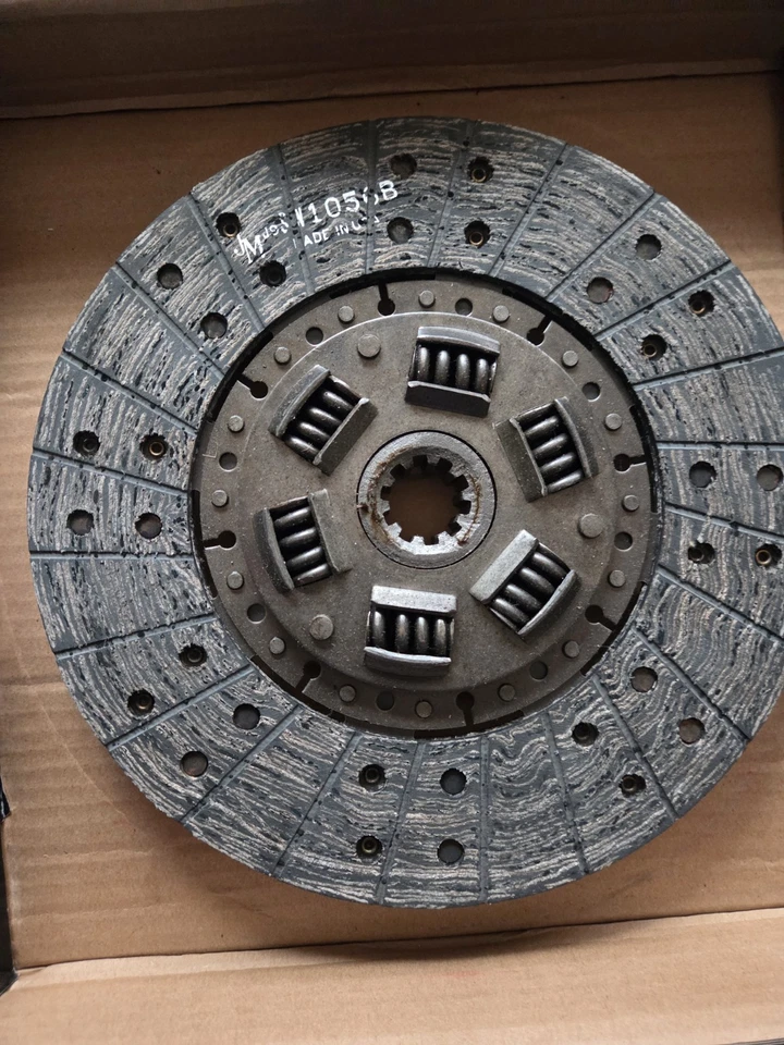 New Studebaker Clutch Disc 1957-64 Studebaker clutch disk all with 10.5 in - Image 2 of 2