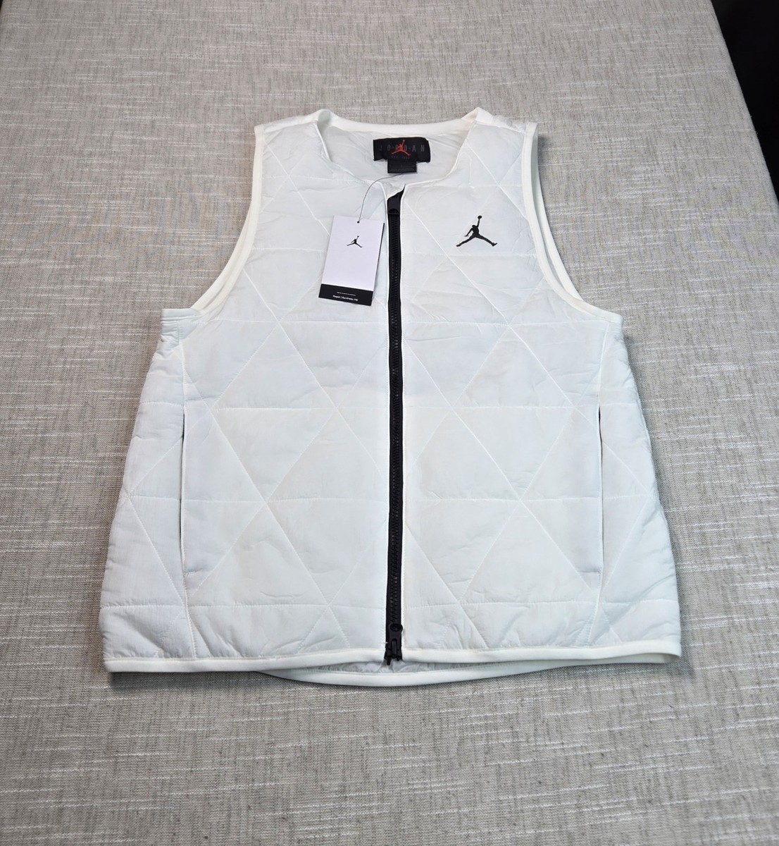 NIKE Air Jordan Vest Small Mens White Black Jumpman Sport Full Zip