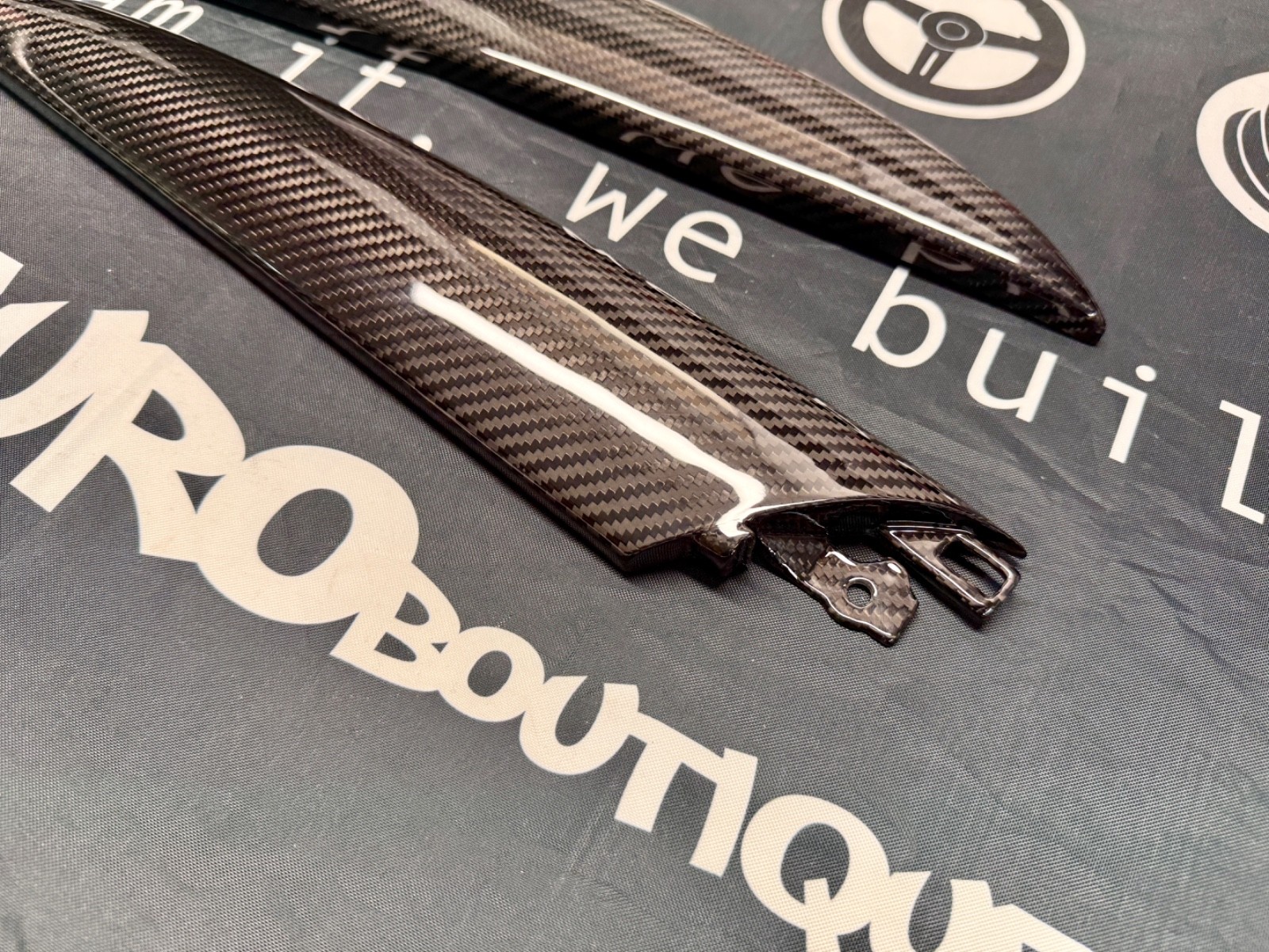Audi R8 100% Carbon Fiber Interior Door Spears for Gen 1 R8