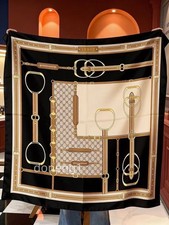 Gucci Fashion Print Women's Black Scarf/Shawl 55*55in 70% Wool & 30% Silk