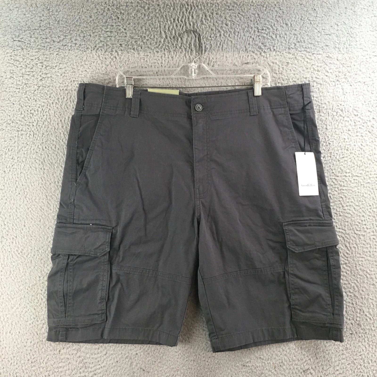 Goodfellow & Co Shorts Mens 42 Charcoal Gray Cargo Zip Fly Stretch Regular NEW