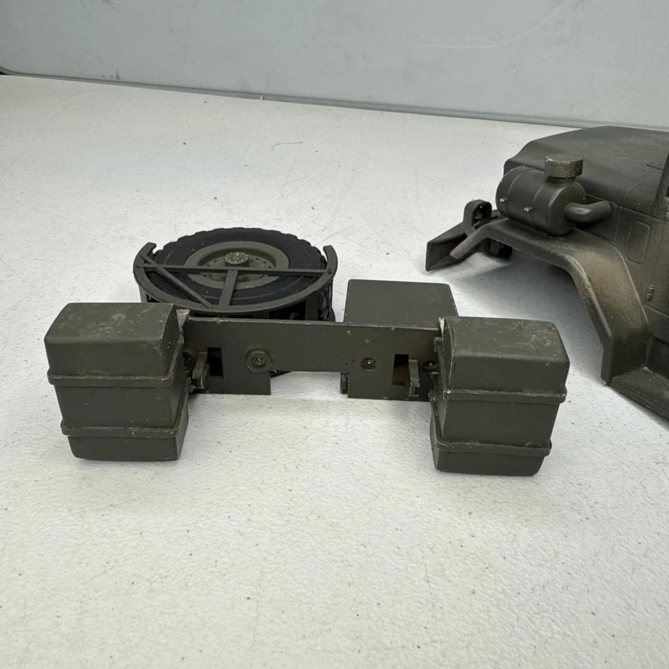 M35 Kaiser Jeep Custom Built Scale Rock Crawler Body One Of A Kind - Image 4 of 4