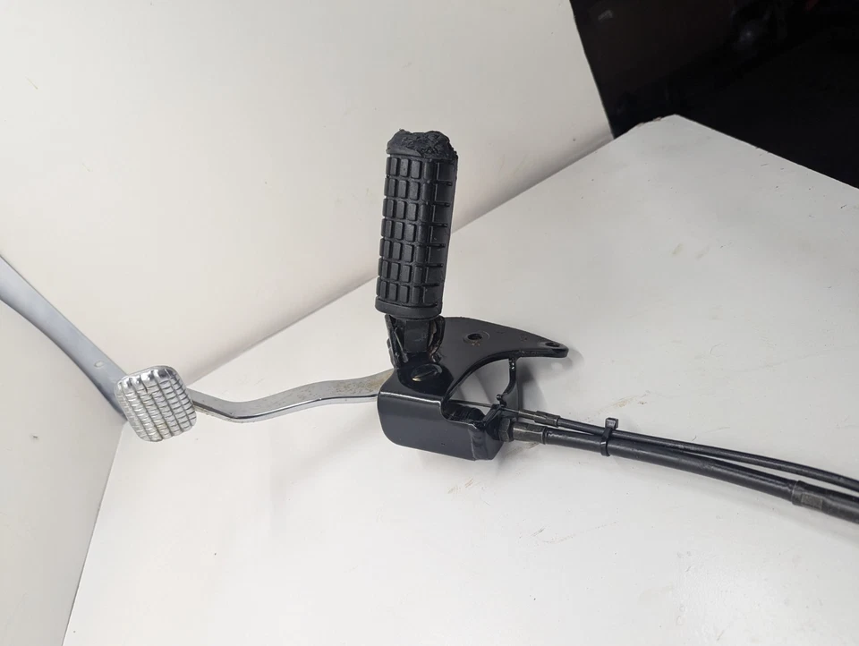 Cable de soporte de pedal de freno trasero Suzuki Gz250 1999-2012 OEM 1999-2012 Foto 2 de 4