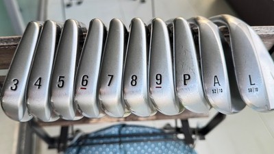 Nice Nike VR TW (3~P  + 52  58) DG  S200 Japan 10x Tiger Woods Victory Red TW