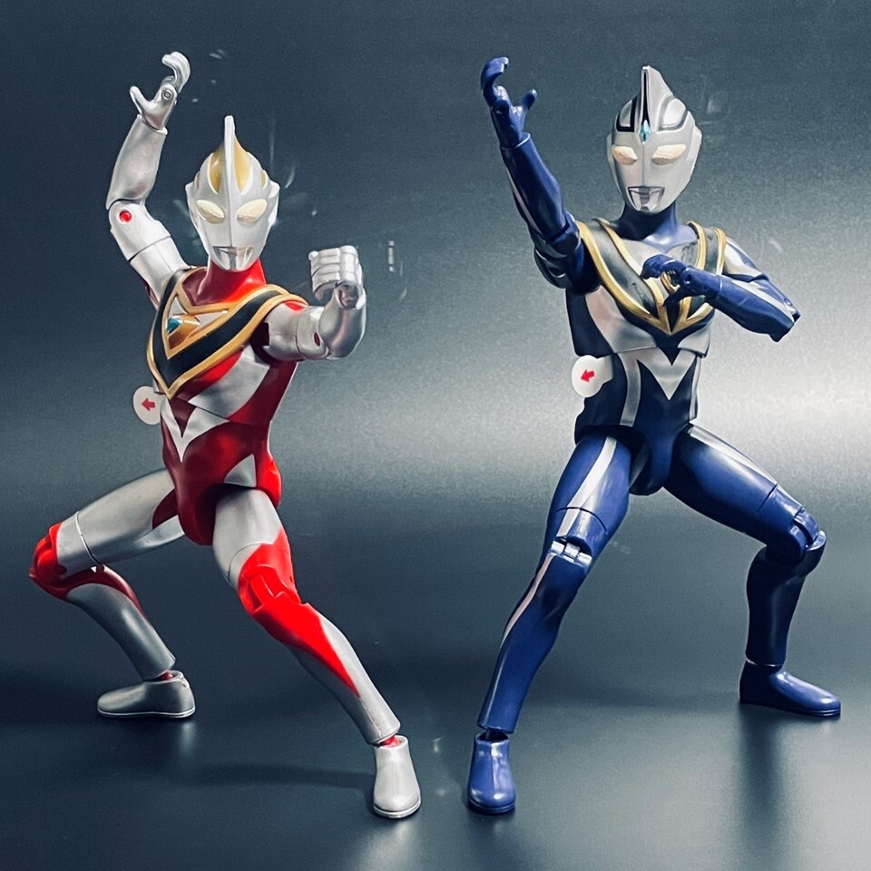 BANDAIサウンド×アクション ウルトラマンガイアV2 ＆ アグルV2 BANDAIサウンド×アクション ウルトラマンガイアV2 ＆ アグルV2