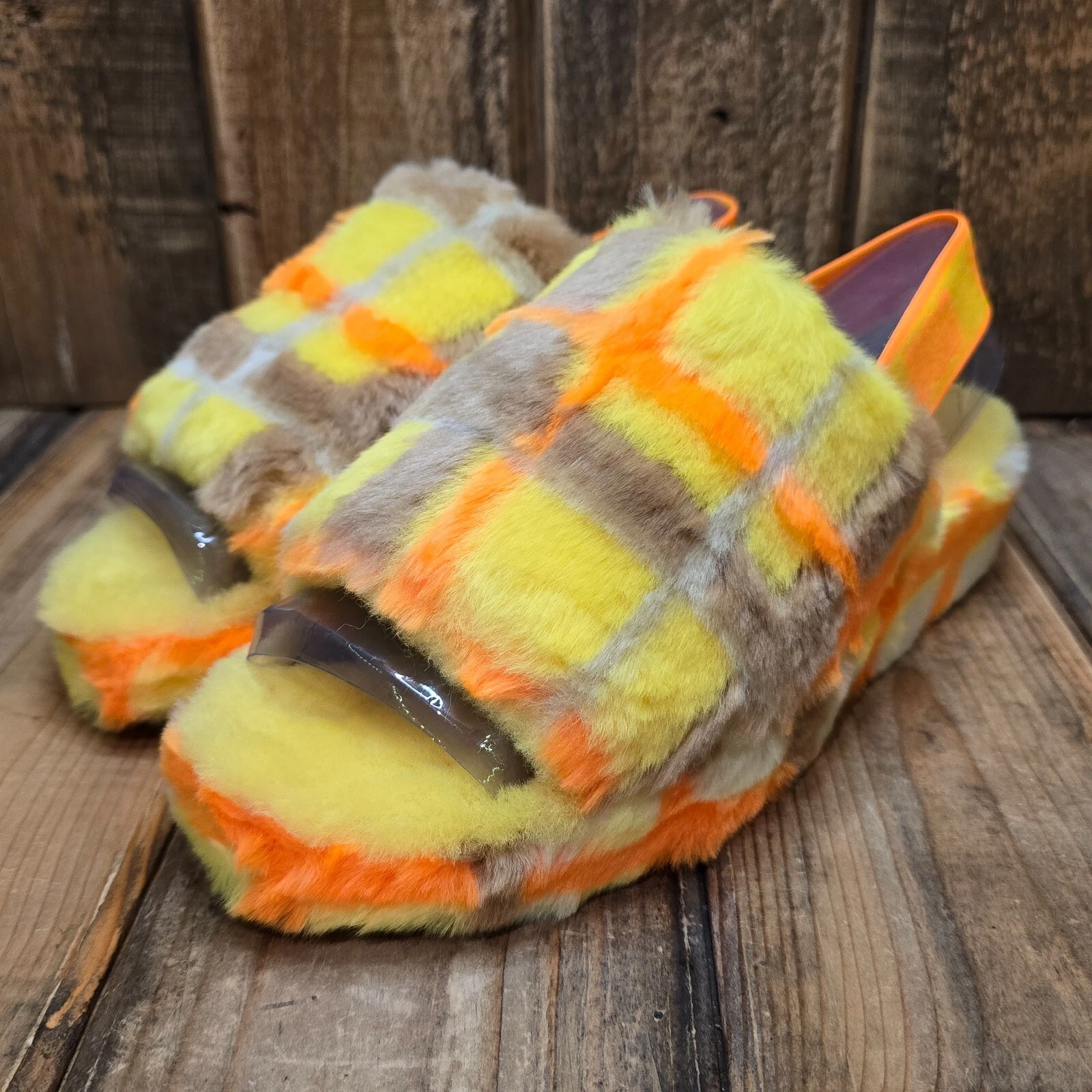UGG FLUFF YEAH SLIDE PLAID PUNK GIALLO MULTI SLINGBACK SANDALO PELLICCIA DONNA US 7