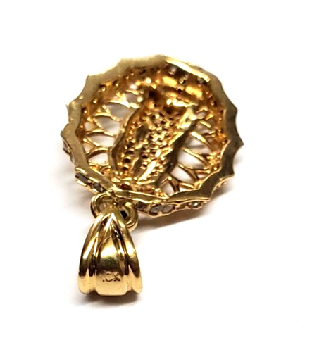 18K Yellow Gold Virgin/Mother Mary Red/Green/Clear Stone Pendant 1 stone missing - Picture 7 of 10