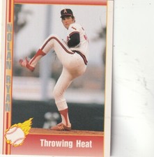 FREE SHIPPING-MINT-1991 Pacific Nolan Ryan Throwing Heat #128