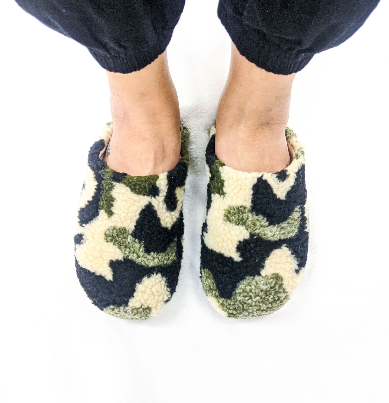 Steve Madden Women's Size 6M VESA Camouflage Faux Fur Cork Clogs Slip On  Mules | eBay