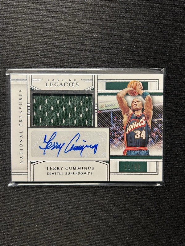 Terry Cummings 2020-21 National Treasures Lasting Legacies Auto /99 #LL-TCU