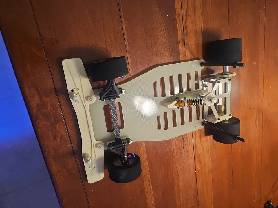 Vintage R/C Team Associated RC10L Pan Car Roller New Build - Image 3 of 4