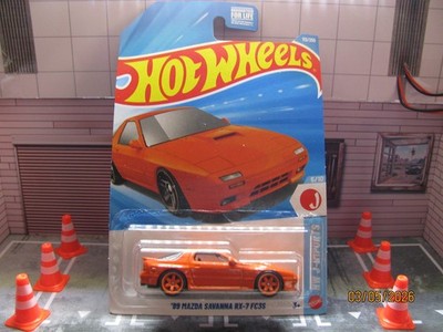 2026 Hot Wheels Orange '89 Mazda Savanna RX-7 FC3S, w/Real Riders