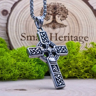 Celtic Style Cross Necklace   Stainless Steel Pendant with Box Chain