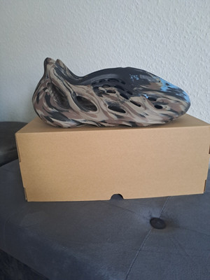 Adidas Yeezy Foam Runner MX Cinder EU 46