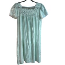 Barbizon Small Light Blue Vintage Nightgown Lace  Smocked Chest
