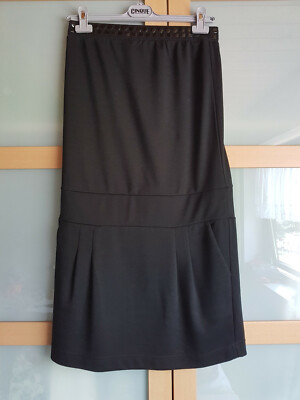 schwarzes Kleid, 2 Taschen, ohne Arm, Gr. 38