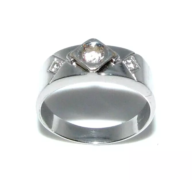 White stone shop ring for ladies