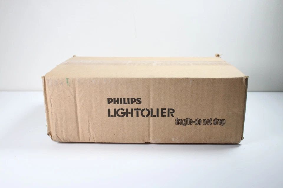 Lightolier C6L35940WZ10U Recessed LED Downlight 6" light engine 3500 lumen - Image 2 of 3