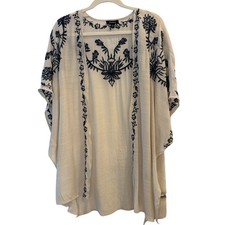 Torrid Cream Navy Blue Embroidered Floral Kimono Draped Cardigan Size 1X PLUS