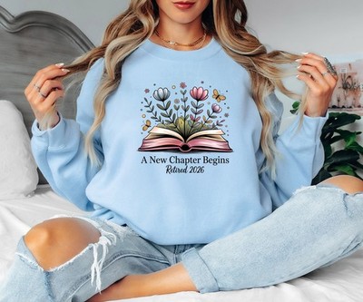 A New Chapter Begins Damen Sweatshirt Blumen Buchliebhaber Ruhestand Geschenk