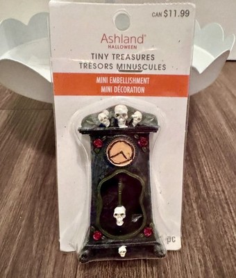 ASHLAND TINY TREASURES MINI EMBELLISHMENT HALLOWEEN SPOOKY CLOCK