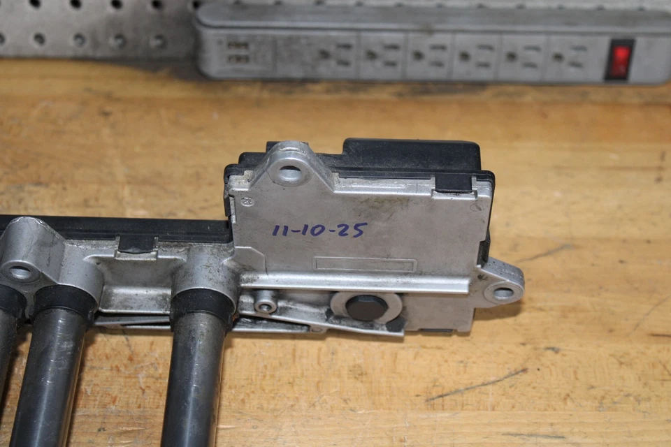 Paquete de bobina de encendido lateral izquierdo Mercedes W215 CL600 SL600 2001-2014 2751500780 OEM Foto 3 de 4