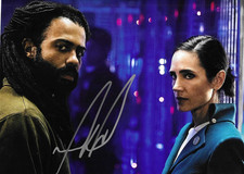 * DAVEED DIGGS * signed 8x10 photo * SNOWPIERCER * COA *