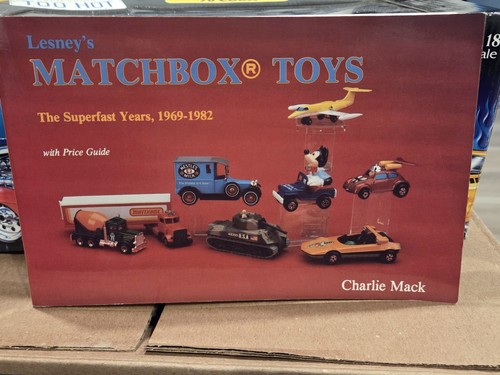 1993 LESNEY MATCHBOX SUPERFAST YEARS PRICE GUIDE CHARLIE MACK NICE CONDITION - 第 1/5 張圖片