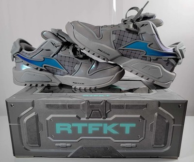 Купить nike rtfkt dunk genesis void 115 in hand forging  display picture 1