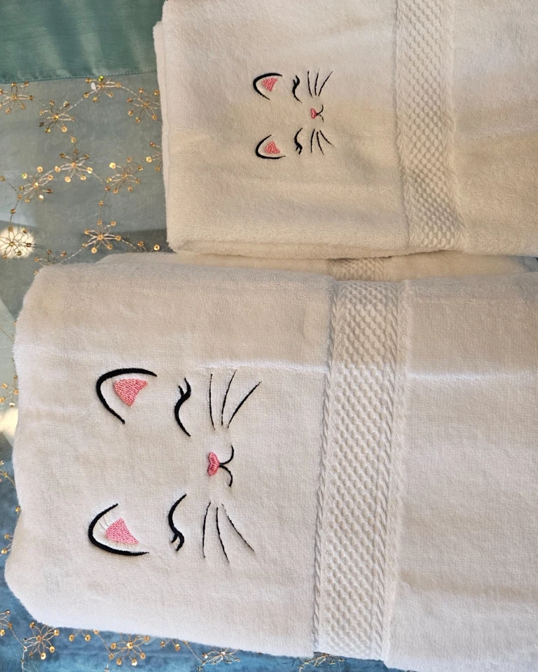 TOALLAS DE BAÑO TURCAS 4 PIEZAS - Cara de gato/cara de gatito bellamente bordadas Foto 3 de 4