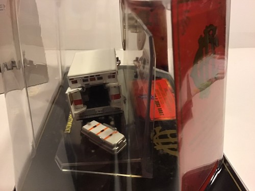 12056 Code 3 Chicago Fire Dept EMS, never displayed, Pristine Condition. - Picture 2 of 10