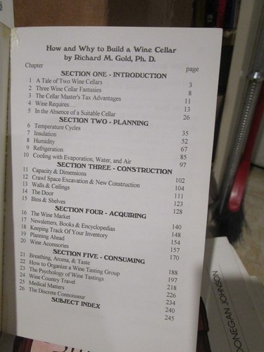 Large Wine Book Collection from Wine Cellar - Picture 20 of 22