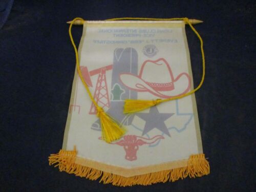 Vintage Lions Club Banner Flag Everett J. Grindstaff SIGNED Texas - Picture 3 of 3