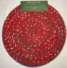 BALSAM & FIR TRADING CO PLACEMATS (4) RED GREEN 15 INCH ROUND  POLYESTER NWT