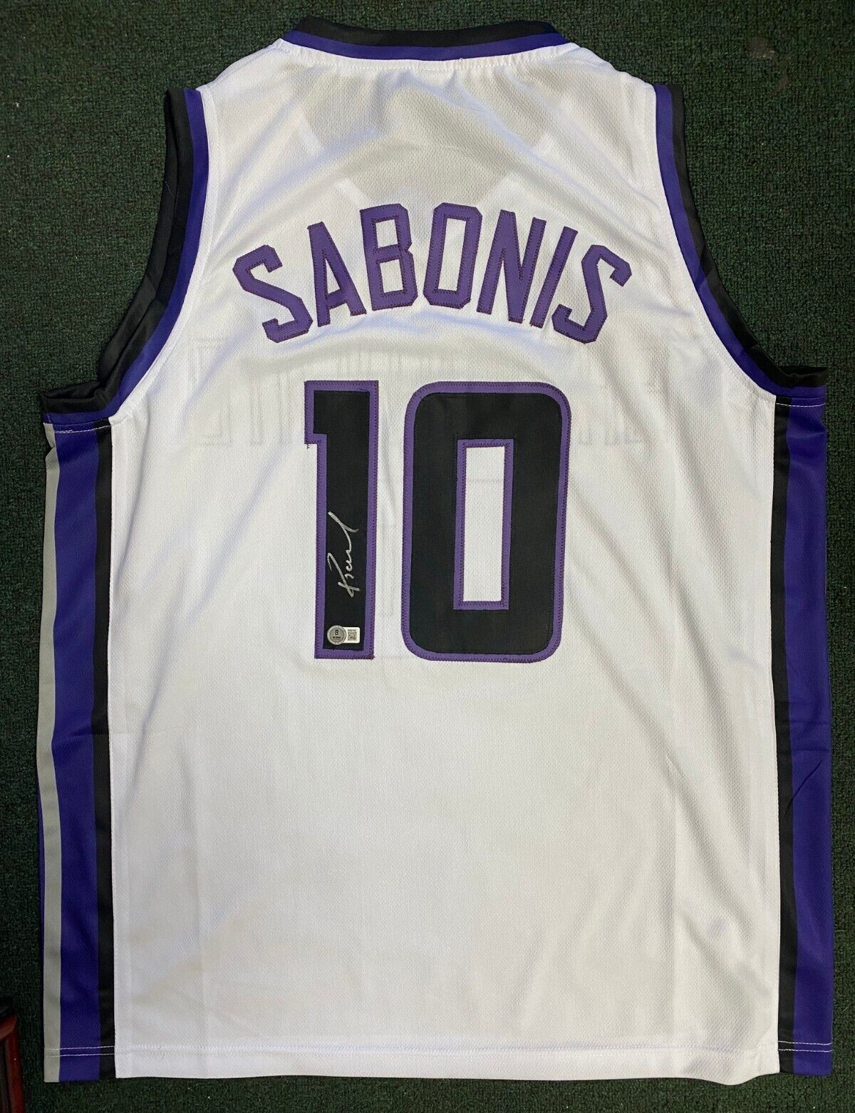 DOMANTAS SABONIS #10 SACRAMENTO KINGS SIGNED AUTO CUSTOM JERSEY SZ XL BECKETT C 