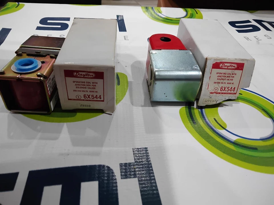 BOBINA DE OPERACIÓN DAYTON 6X544 CON CAJA DE CONEXIONES PARA ELECTROVÁLVULAS Foto 2 de 4