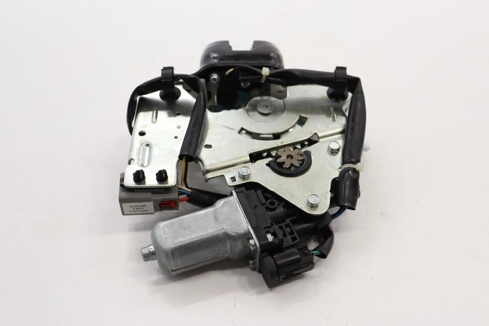 2011 - 2022 JEEP GRAND CHEROKEE WK REAR LIFTGATE LATCH LOCK ACTUATOR MOTOR OEM - Image 4 of 4
