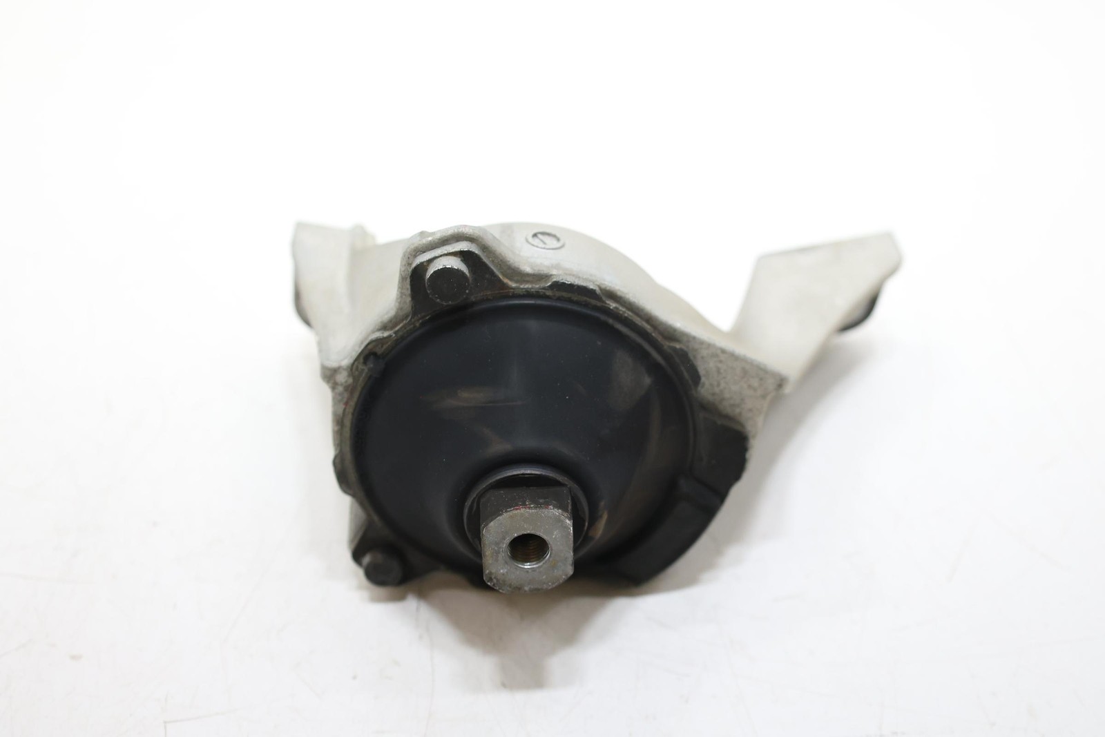 2018 - 2022 HONDA ACCORD 1.5L ENGINE FRAME RIGHT MOUNT SUPPORT BRACKET OEM