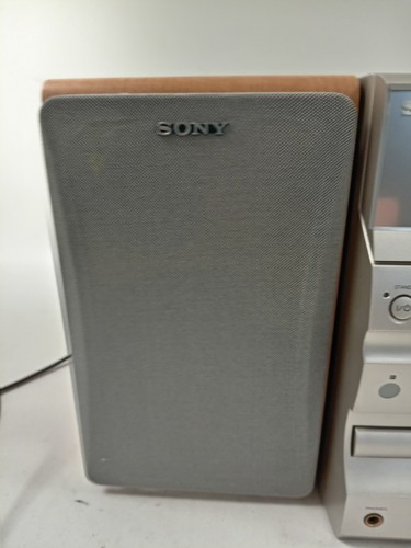 Sony CMT-CP11 Micro HiFi System CD Tape Radio Stereo Tested Home Audio Collector - Picture 2 of 9