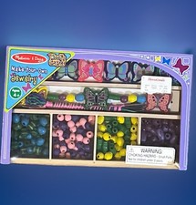 Melissa  Doug Butterfly Garden Jewelry Kit Wooden Bead 150 Make Your Own BNWT