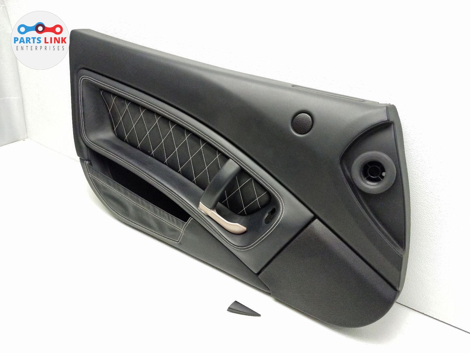 2012-14 FERRARI CALIFORNIA FRONT LEFT DOOR PANEL SPEAKER COVER HANDLE BLACK F149