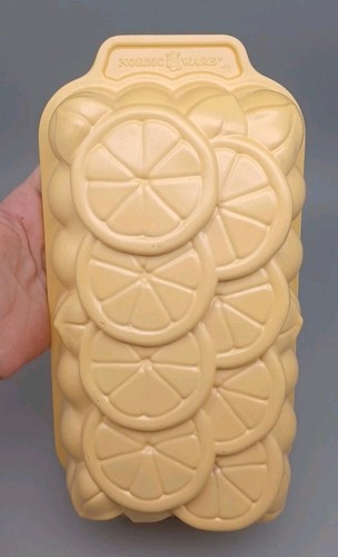 Nordic Ware Lemon Slice Loaf Cake Pan Mold 3D Non-Stick 6 Cups Citrus Slices USA - Picture 3 of 6