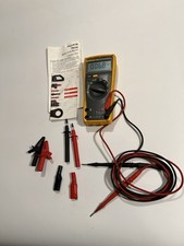 Fluke 26 III True RMS Multimeter With Connector Assortment. See Description Note